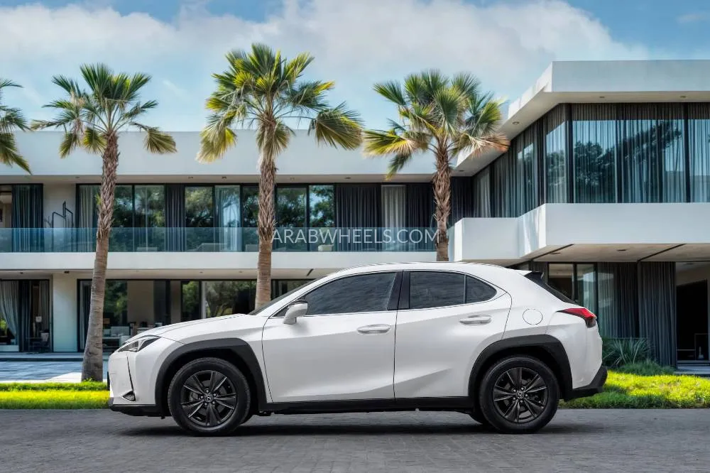 Lexus UX 2022 for Sale in Dubai Image-2