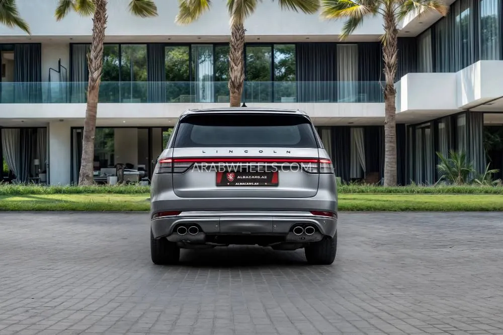 Lincoln Aviator 2023 for Sale in Dubai Image-5