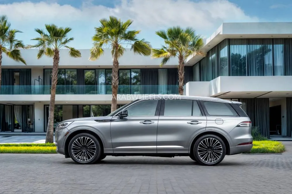 Lincoln Aviator 2023 for Sale in Dubai Image-20