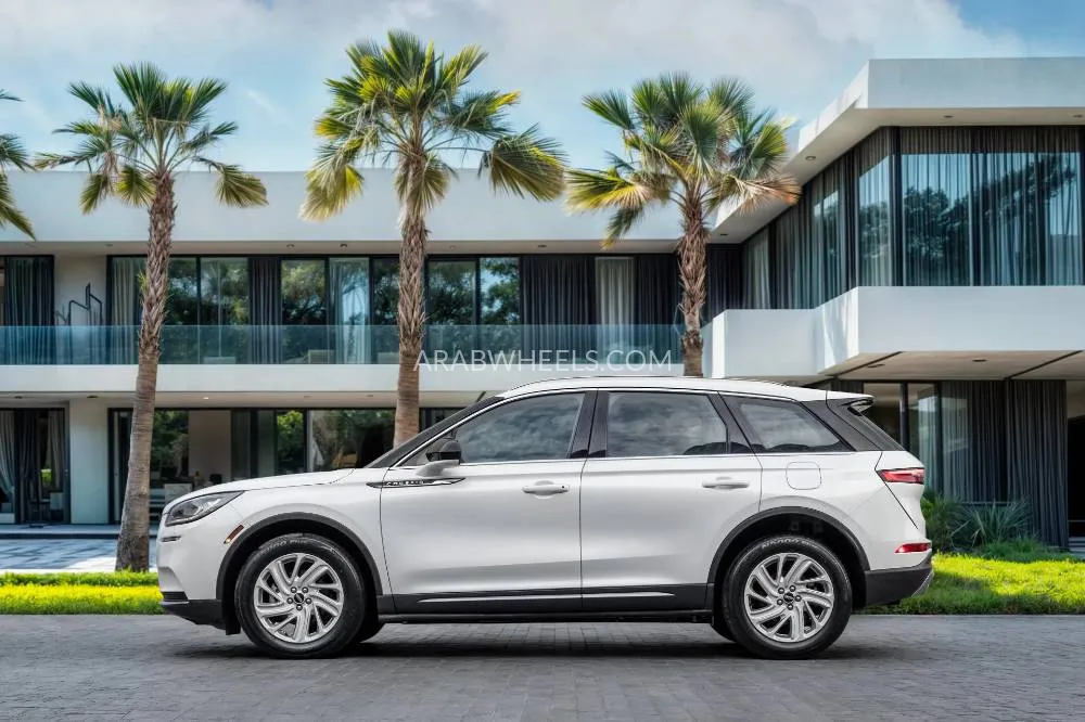 Lincoln Corsair 2022 for Sale in Dubai Image-18