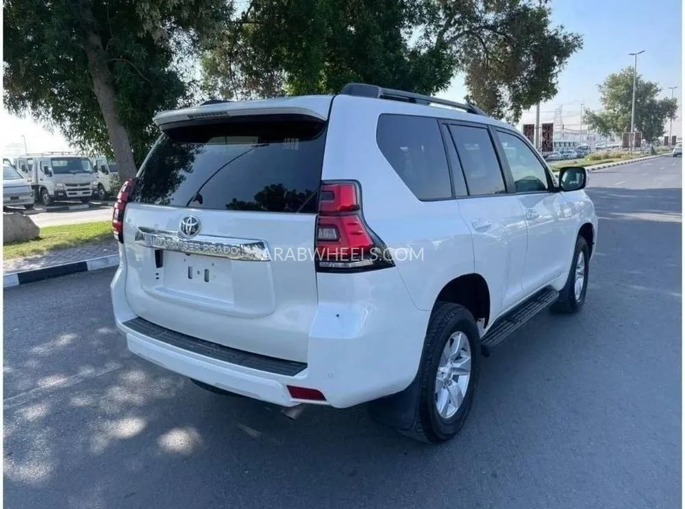 تويوتا لاند كروزر برادو 2021 for Sale in دبي Image-3