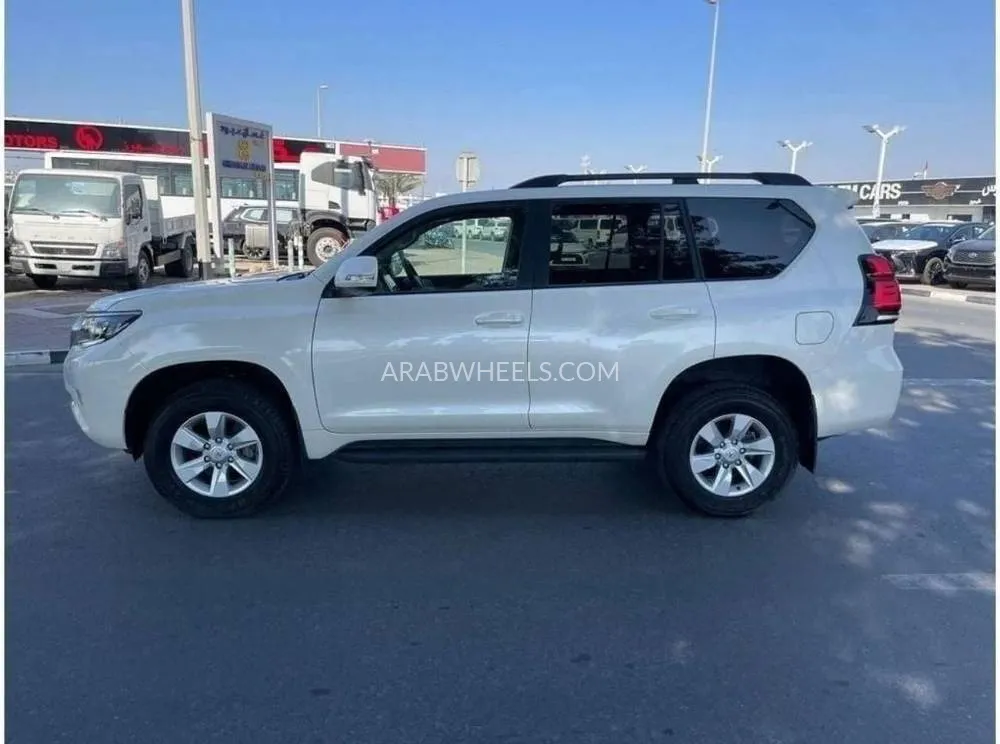 تويوتا لاند كروزر برادو 2021 for Sale in دبي Image-6