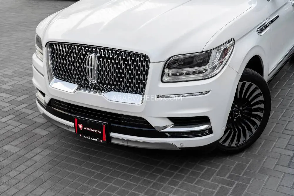 Lincoln Navigator 2021 for Sale in Dubai Image-7