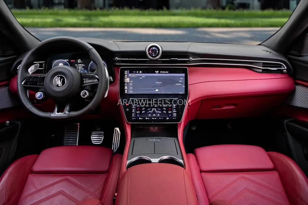 Maserati Grecale 2024 for Sale in Dubai Image-7