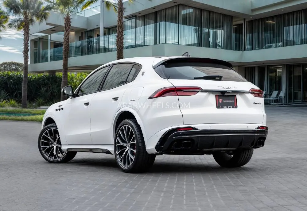 Maserati Grecale 2024 for Sale in Dubai Image-17