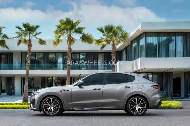 Maserati Levante 2022 for Sale in Dubai Image-22