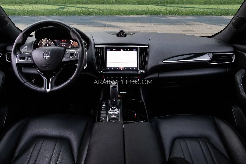 Maserati Levante 2023 for Sale in Dubai Image-8