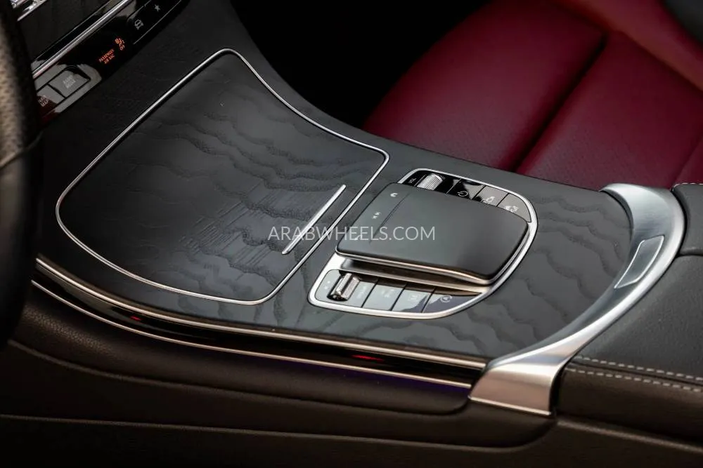 Mercedes Benz GLC Class 2021 for Sale in Dubai Image-11