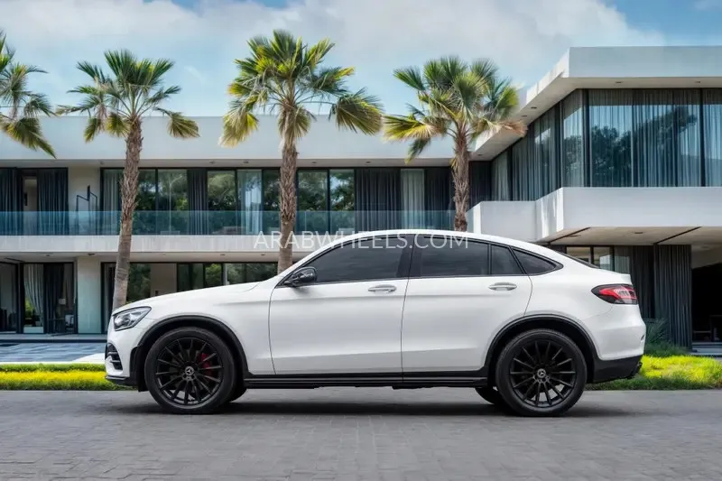 Mercedes Benz GLC Class 2021 for Sale in Dubai Image-24