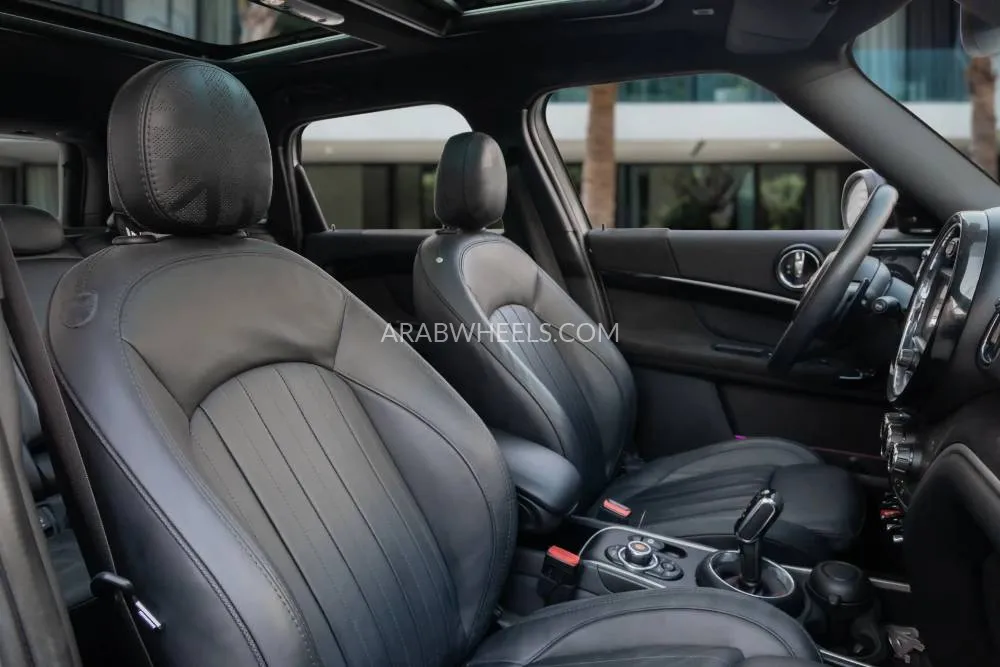 Mini Countryman 2020 for Sale in Dubai Image-11