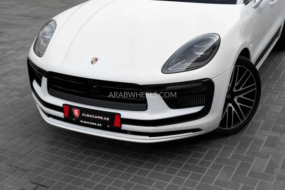 Porsche Macan 2024 for Sale in Dubai Image-7