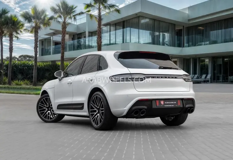 Porsche Macan 2024 for Sale in Dubai Image-24