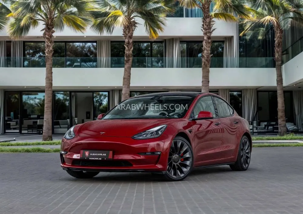 Tesla Model 3 2021 for Sale in Dubai Image-1