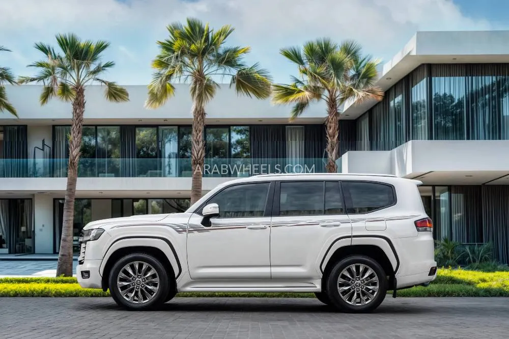 Toyota Land Cruiser 2022 for Sale in Dubai Image-2