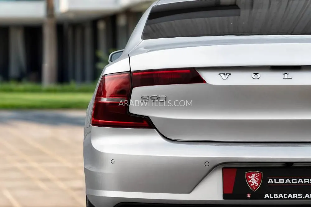 Volvo S90 2020 for Sale in Dubai Image-6