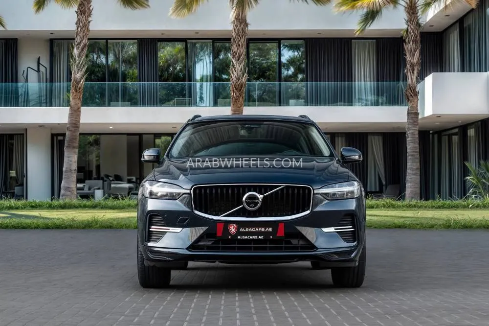Volvo XC60 2024 for Sale in Dubai Image-4