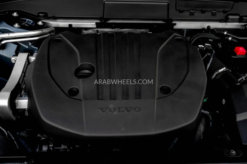 Volvo XC60 2024 for Sale in Dubai Image-16