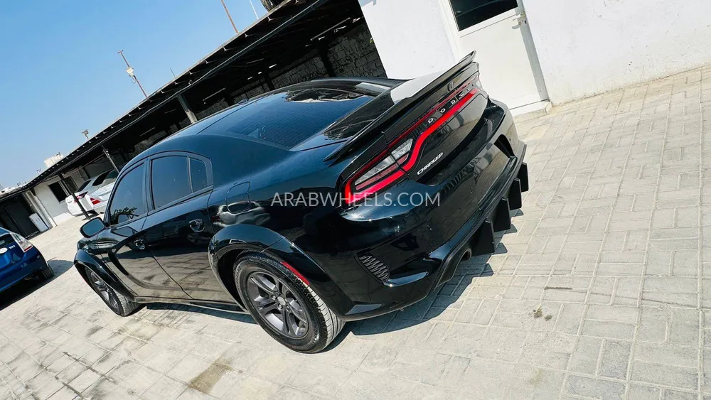 Dodge Charger 2020 for Sale in Sharjah Image-2