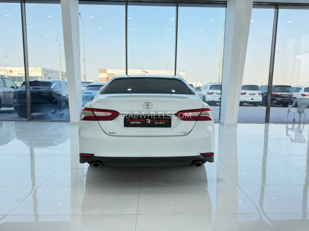 Toyota Camry 2019 for Sale in Abu Dhabi Image-5
