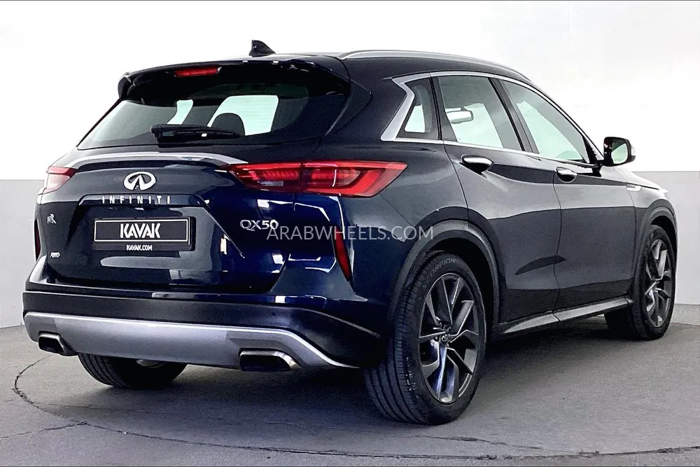 Infiniti QX50 2021 for Sale in Dubai Image-6