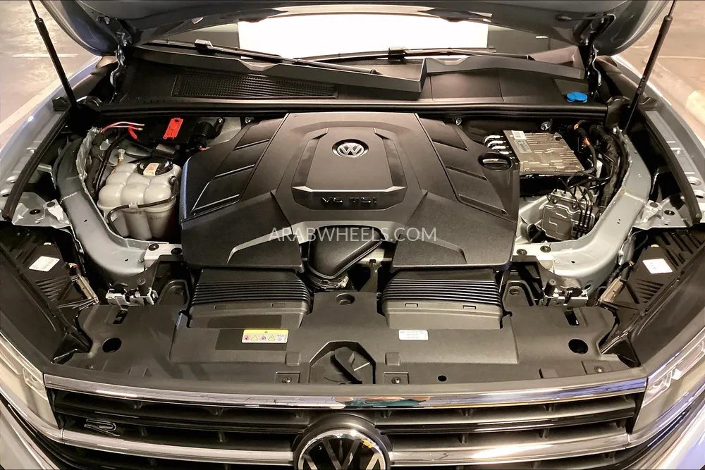 Volkswagen Touareg 2024 for Sale in Sharjah Image-21
