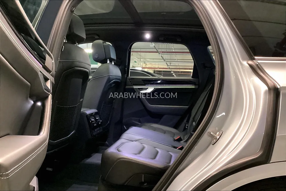 Volkswagen Touareg 2024 for Sale in Sharjah Image-22