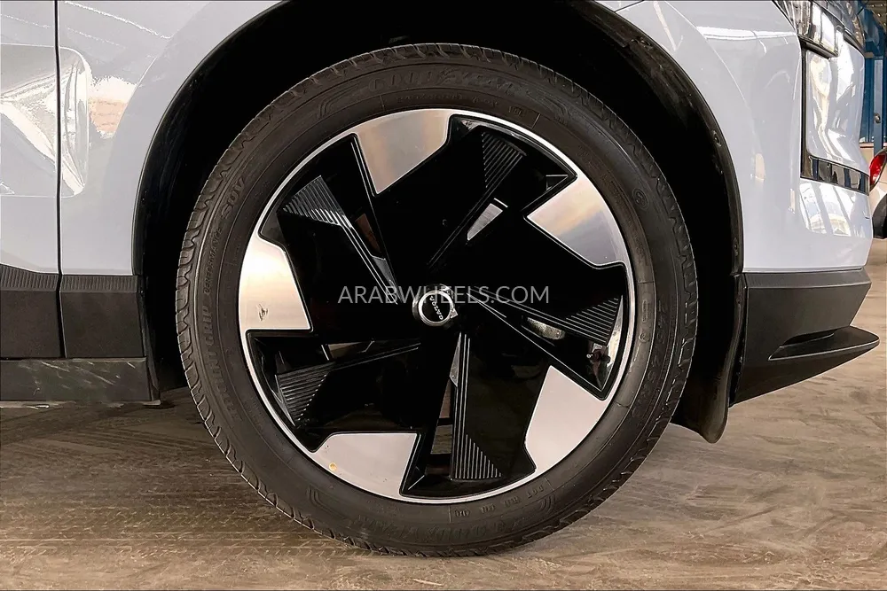 Volvo EX30 2024 for Sale in Sharjah Image-10