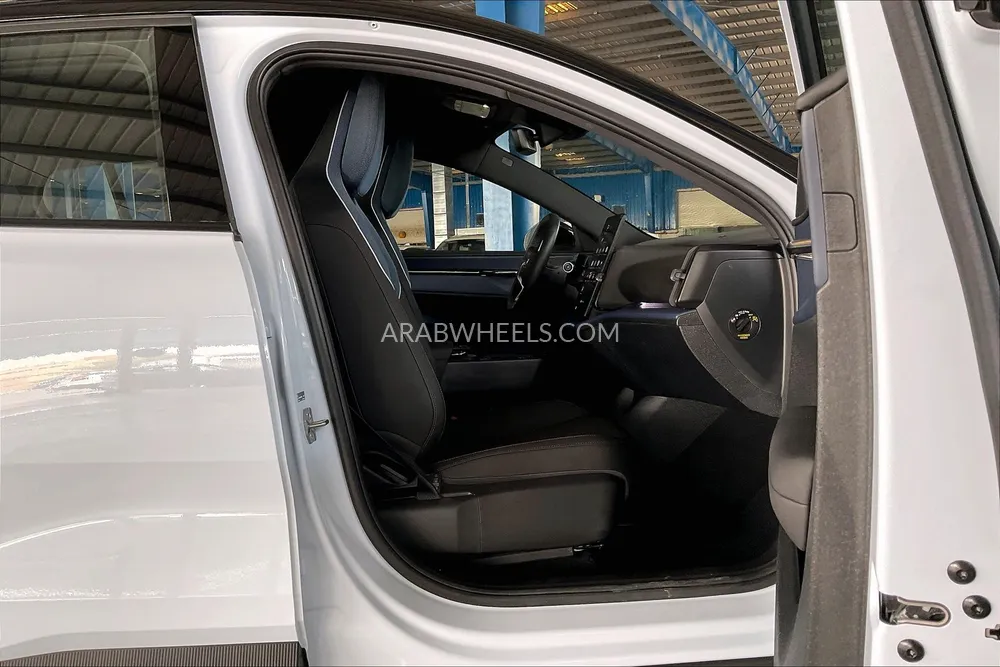Volvo EX30 2024 for Sale in Sharjah Image-13