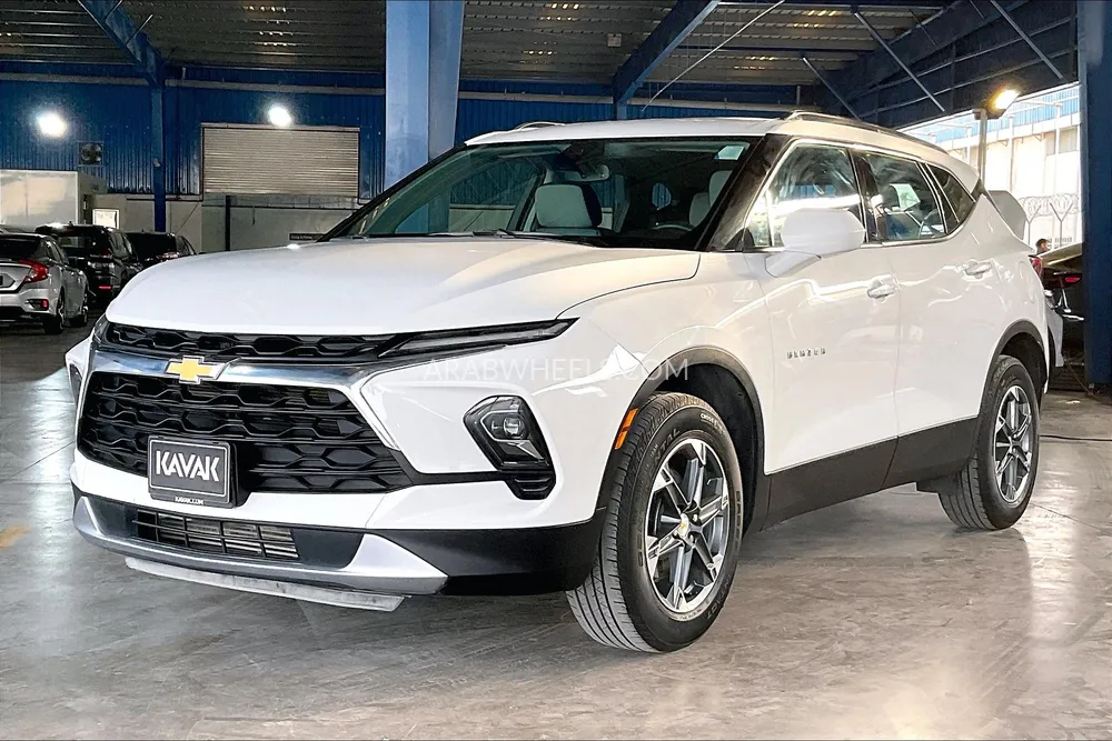 Chevrolet Blazer 2023 for Sale in Sharjah Image-1