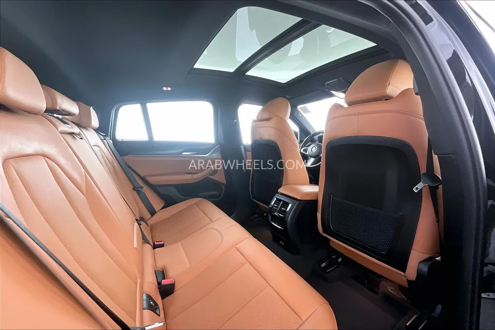 BMW X4 2023 for Sale in Sharjah Image-28