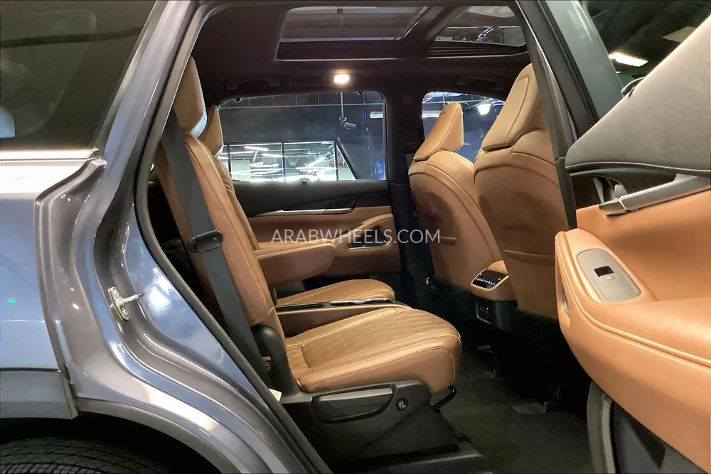 Infiniti QX60 2024 for Sale in Sharjah Image-23