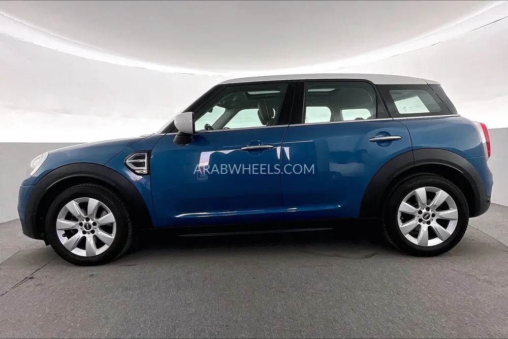 Mini Countryman 2020 for Sale in Sharjah Image-7