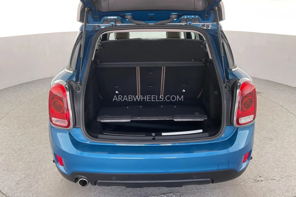 Mini Countryman 2020 for Sale in Sharjah Image-15