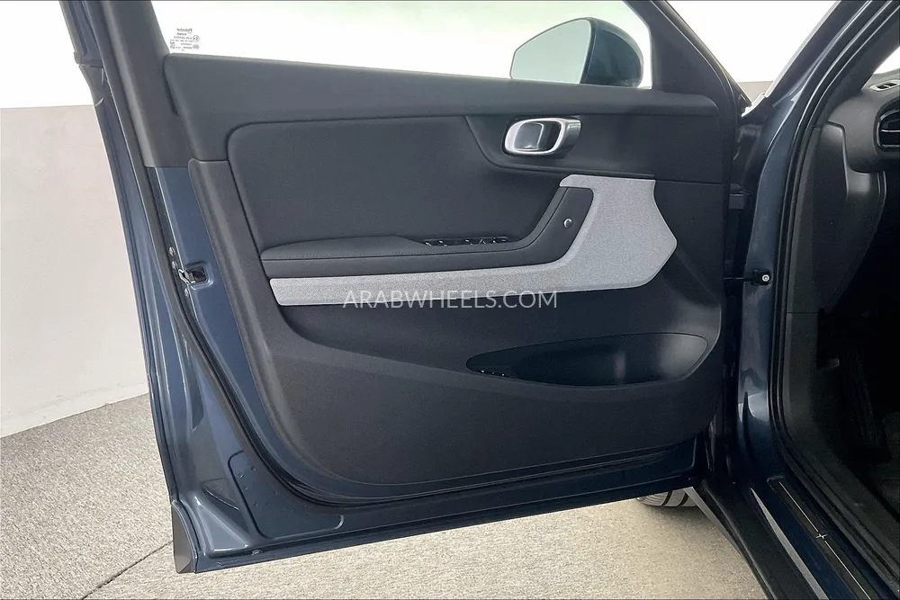 Polestar 2 2023 for Sale in Dubai Image-19