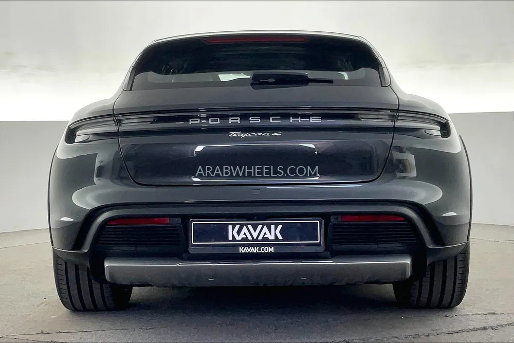 بورشه تايكان 2022 for Sale in الشارقة Image-5