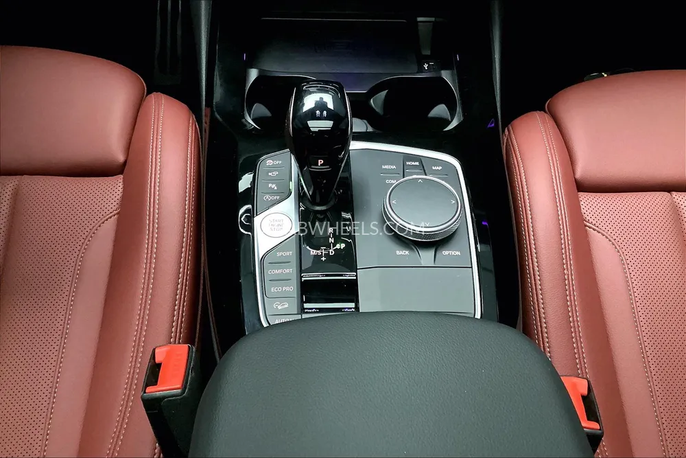 BMW X3 2024 for Sale in Sharjah Image-15