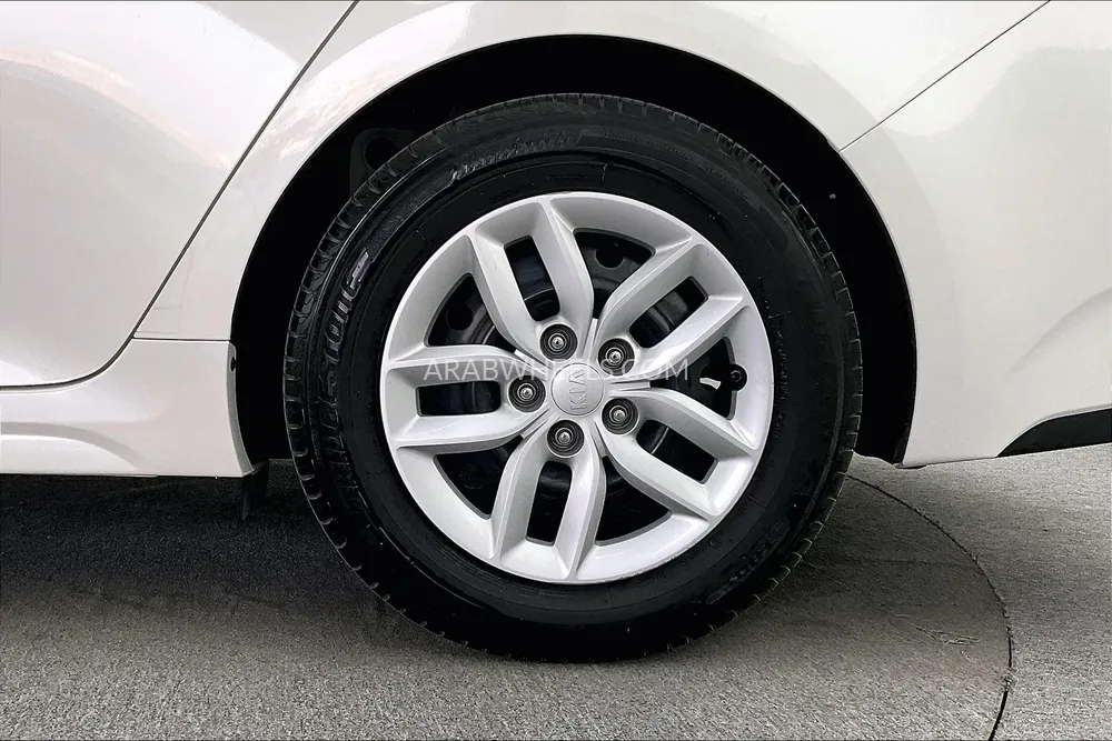 Kia Optima 2020 for Sale in Sharjah Image-9