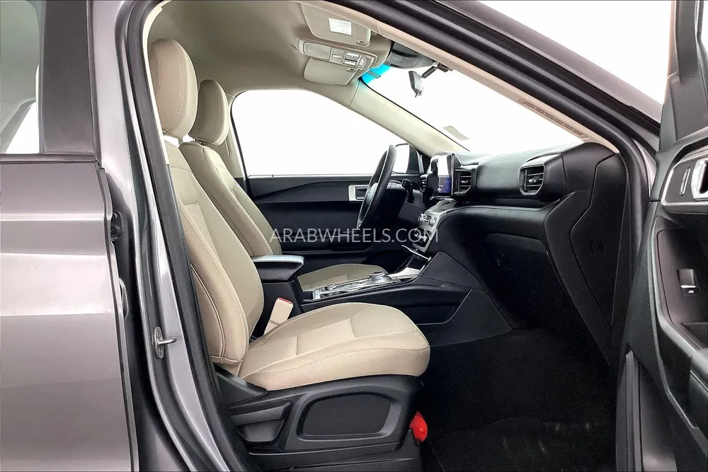 Ford Explorer 2022 for Sale in Dubai Image-13