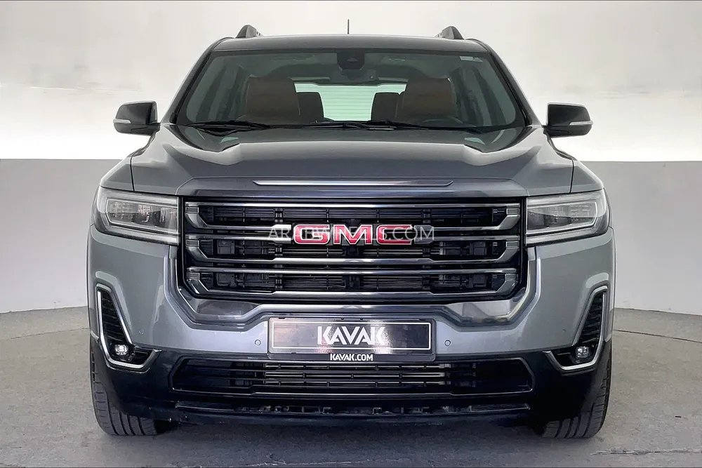 GMC Acadia 2023 for Sale in Dubai Image-2