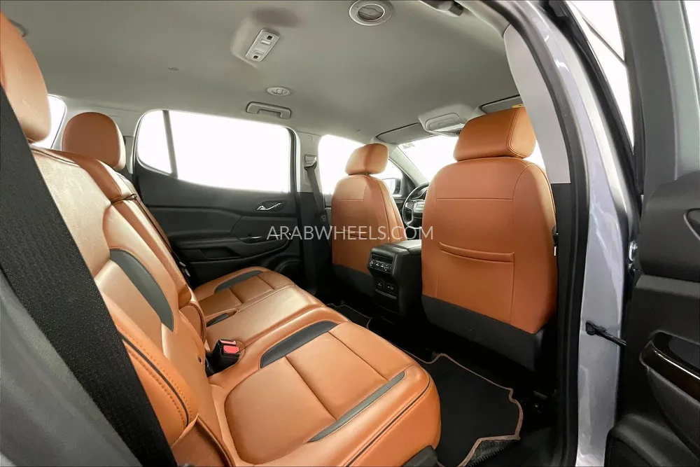 GMC Acadia 2023 for Sale in Dubai Image-27