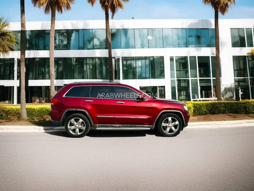 Jeep Grand Cherokee 2012 for Sale in Dubai Image-8