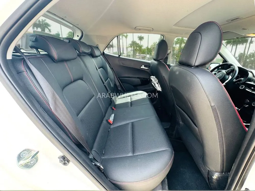 Kia Picanto 2023 for Sale in Dubai Image-16