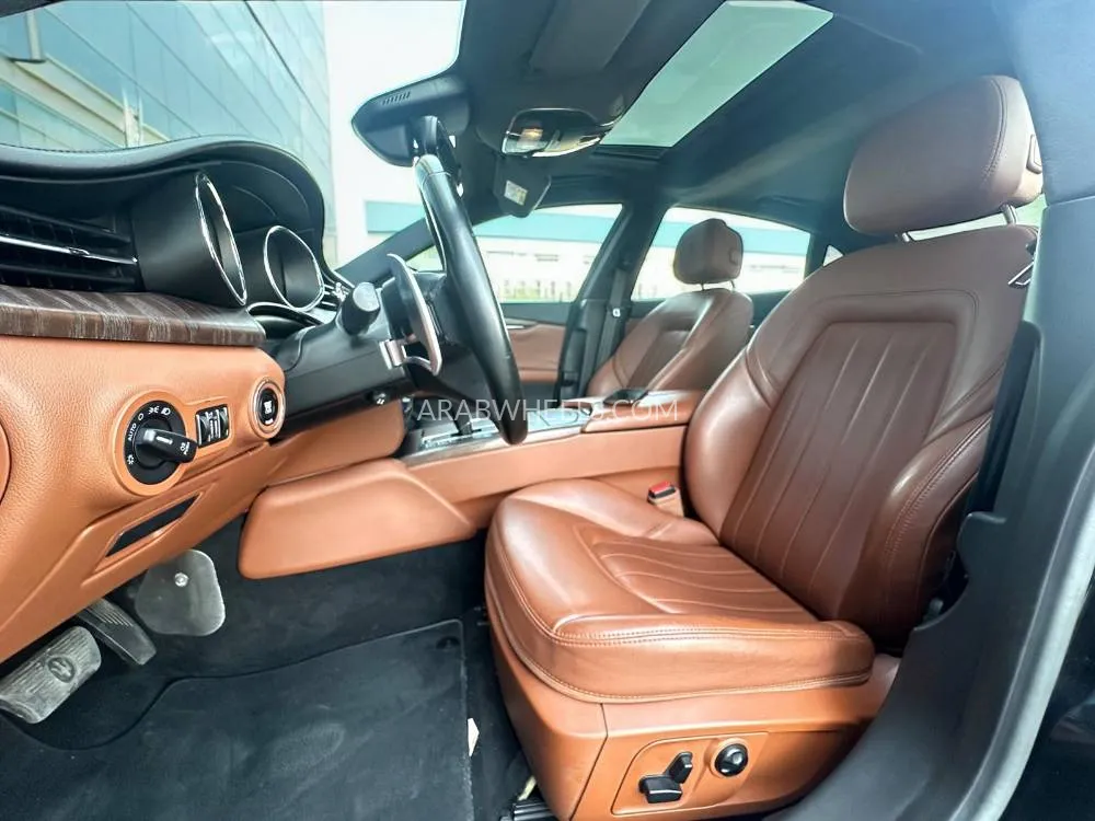 Maserati Quattroporte 2017 for Sale in Dubai Image-18