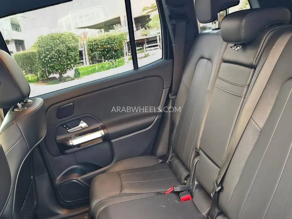 Mercedes Benz EQB 2022 for Sale in Dubai Image-10