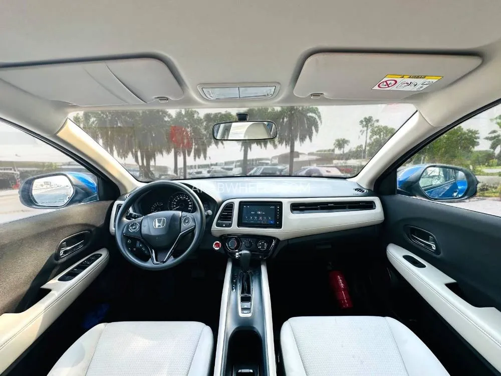 Honda HR-V 2021 for Sale in Dubai Image-12