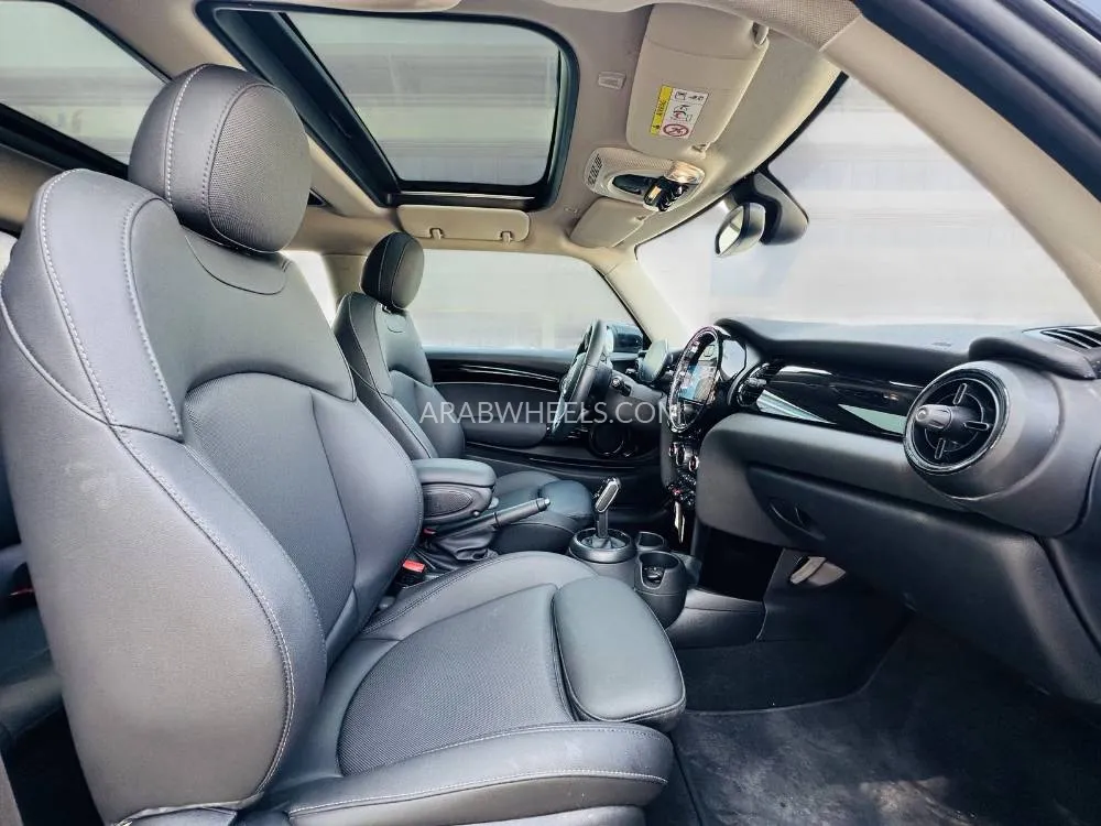 Mini Cooper 2023 for Sale in Dubai Image-20