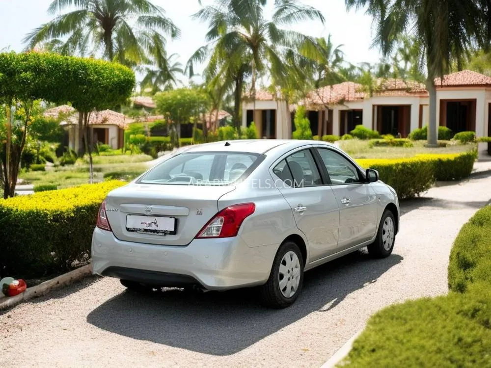 Nissan Sunny 2023 for Sale in Dubai Image-7