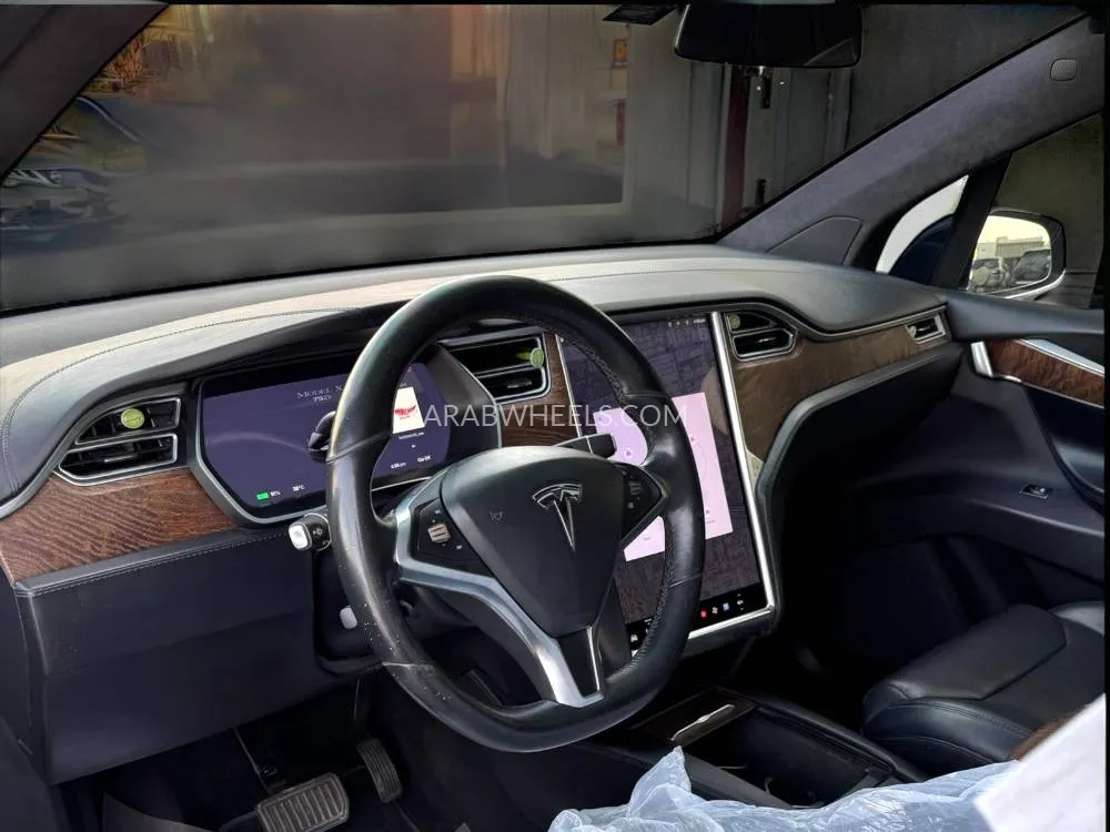 Tesla Model X 2017 for Sale in Dubai Image-12
