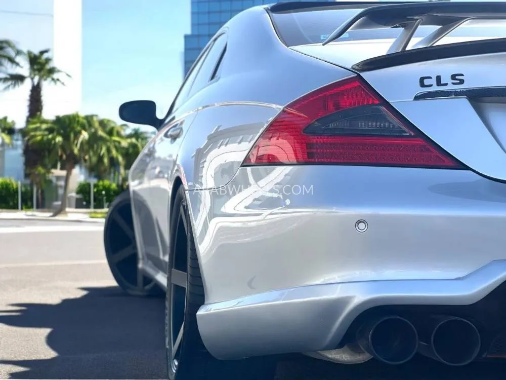 مرسيدس بنز CLS Class 2005 for Sale in دبي Image-11