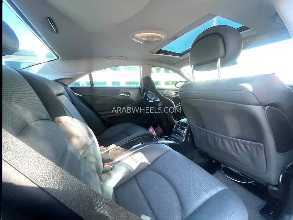 مرسيدس بنز CLS Class 2005 for Sale in دبي Image-20